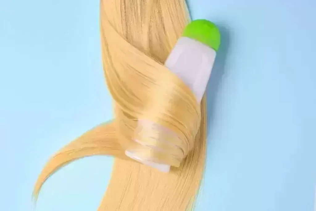 Cabelo loiro e shampoo